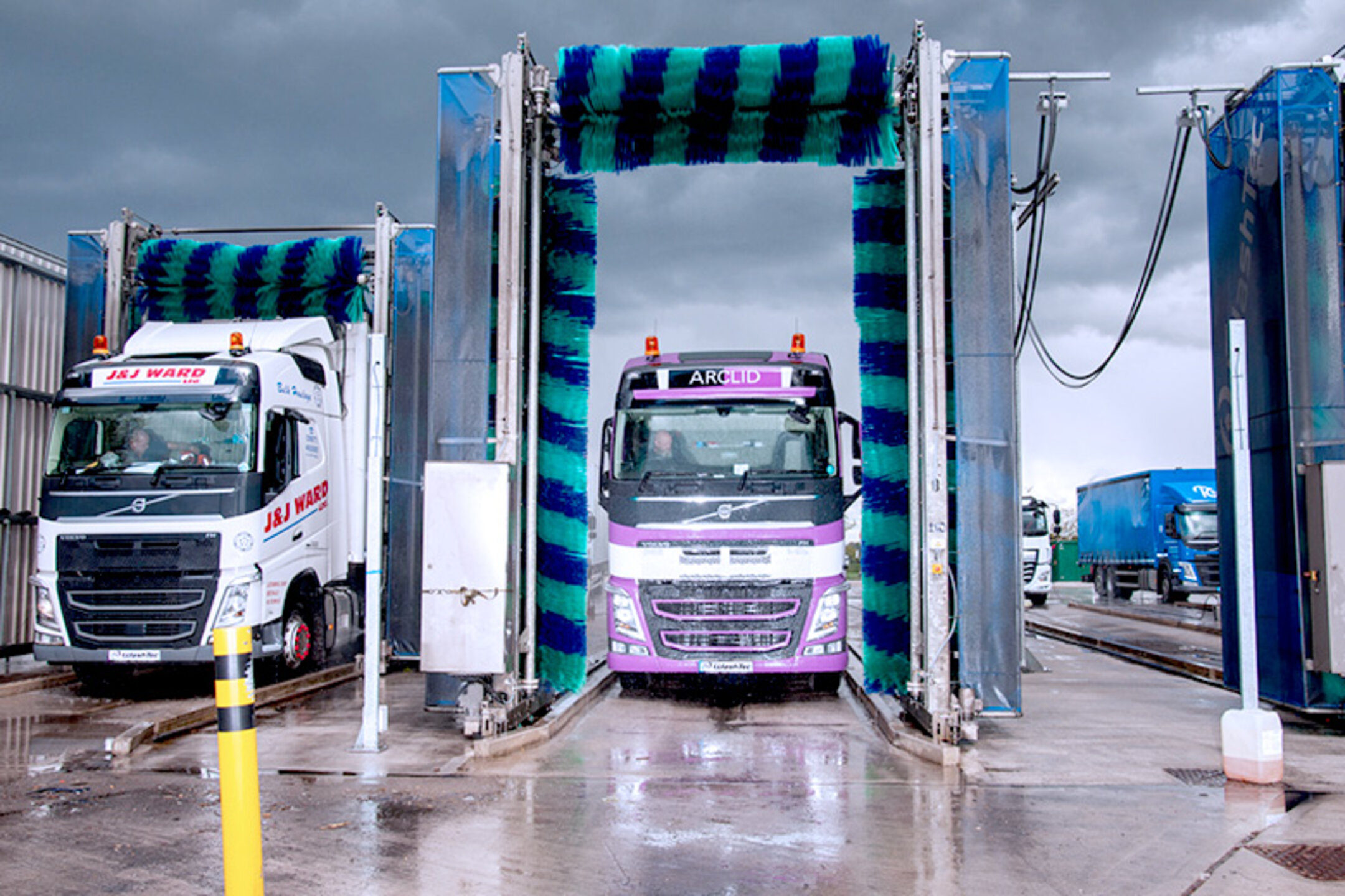 Truck & bus washes